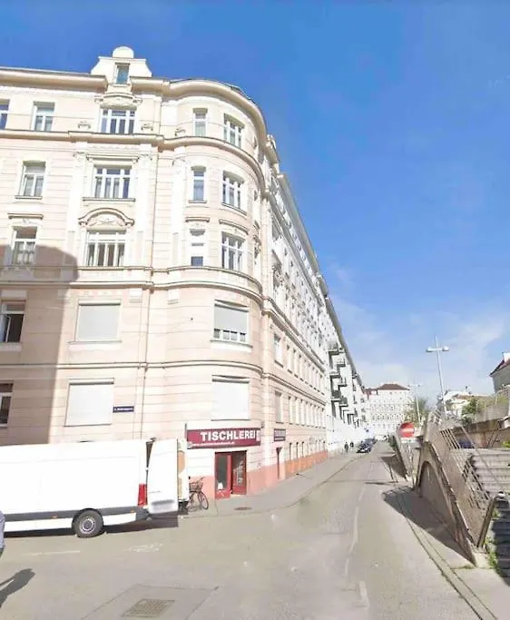 Apartment Wiener Altbauwohnung